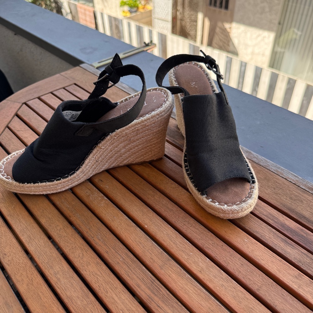 Toms Black Canvas Espadrille Wedge Sandals Ankle Strap Casual